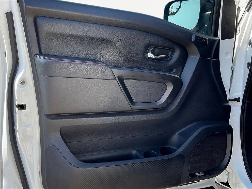 Certified 2021 Nissan Titan PRO-4X w/ Pro-4x Convenience Package AWD/4WD image 24