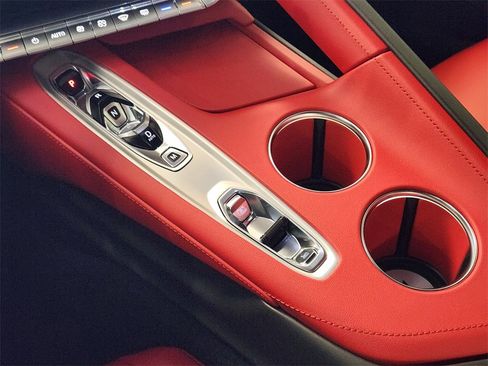 New 2026 Chevrolet Corvette Stingray Preferred Conv w/ Battery Protection Package image 17