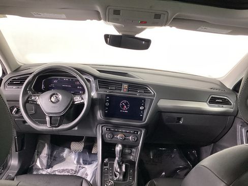 Used 2021 Volkswagen Tiguan SEL w/ 3rd Row Seat Package AWD/4WD image 20