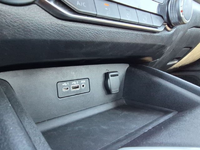Used 2025 Nissan Altima 2.5 SV FWD image 30