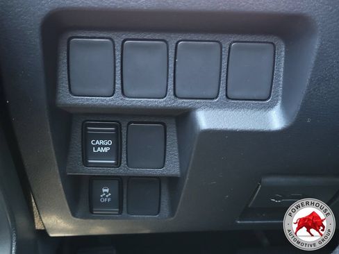 Used 2023 Nissan Frontier SV RWD image 27