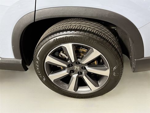 Used 2023 Honda Pilot Elite image 25