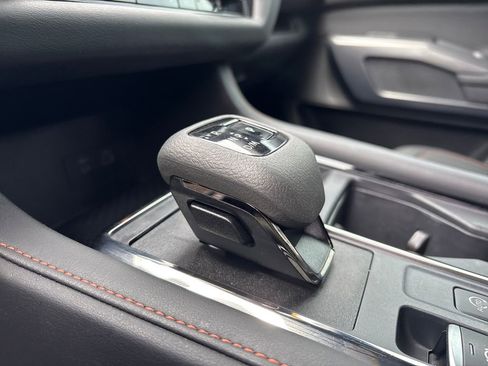 Used 2025 Nissan Pathfinder Rock Creek AWD/4WD image 19