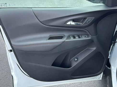 Certified 2023 Chevrolet Equinox RS AWD/4WD image 6