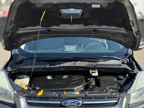 Used 2013 Ford Escape Titanium w/ Parking Technology Pkg FWD image 29