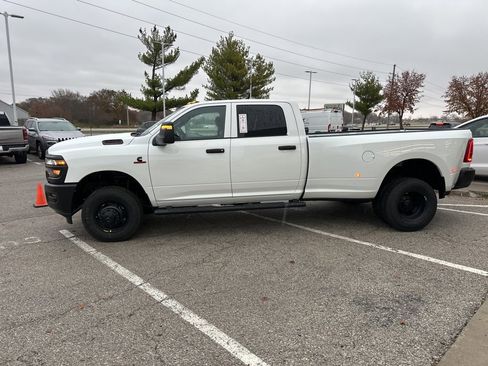New 2026 RAM 3500 Tradesman w/ Safety Group image 18