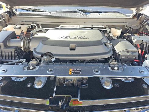 Used 2022 Chevrolet Colorado ZR2 image 16