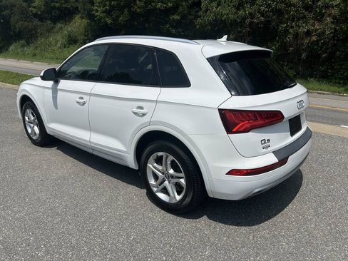 Used 2018 Audi Q5 2.0T Premium w/ Convenience Package AWD/4WD image 4