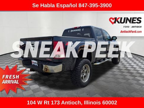 Used 2008 GMC Sierra 1500 SLE w/ Z71 Off-Road Package AWD/4WD image 9