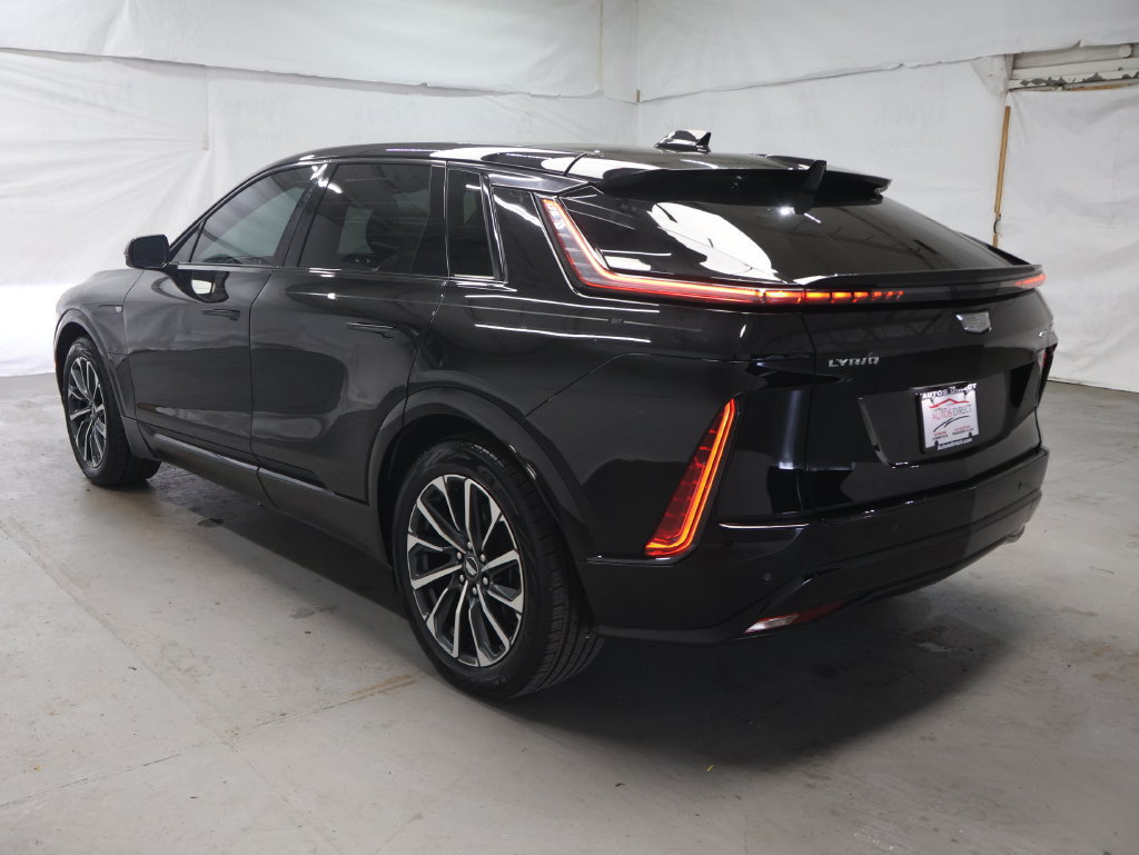 Used 2024 Cadillac Lyriq Sport w/ LPO, Floor Liner Package RWD image 5