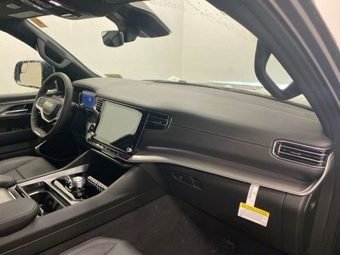 New 2026 Jeep Grand Wagoneer Limited image 26