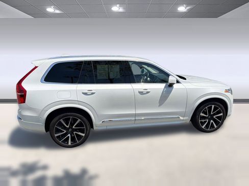 Certified 2023 Volvo XC90 B6 Plus AWD/4WD image 8