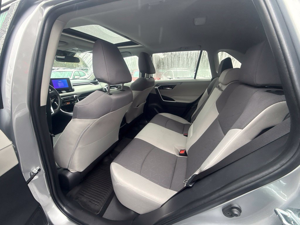 Used 2025 Toyota RAV4 XLE w/ Convenience Package AWD/4WD image 16