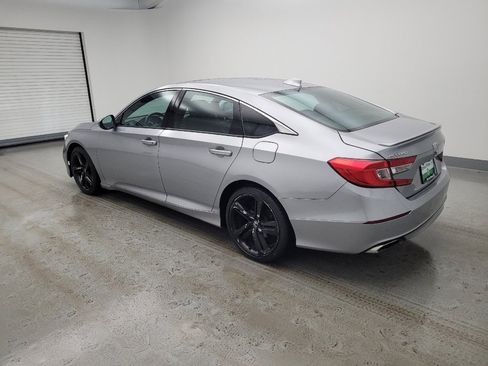 Used 2018 Honda Accord Sport image 3