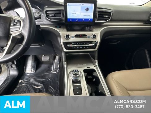 Used 2020 Ford Explorer XLT w/ Equipment Group 202A image 32