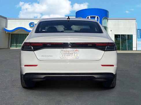 Used 2025 Honda Accord SE image 5