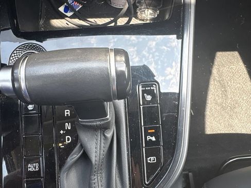 Certified 2023 Kia Niro EX Touring FWD image 15
