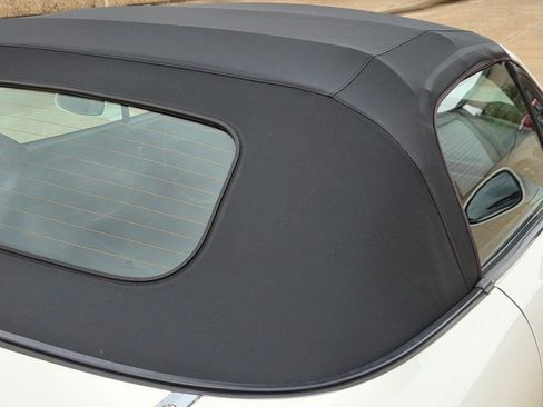 Used 1999 MAZDA MX-5 Miata image 27