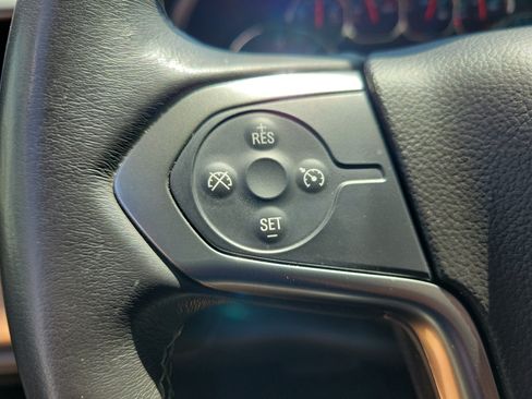 Used 2018 Chevrolet Silverado 1500 LTZ RWD image 27