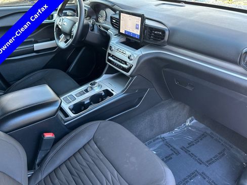 Used 2021 Ford Explorer XLT image 14