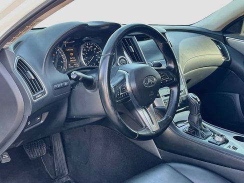 Used 2020 INFINITI Q50 Luxe RWD image 9