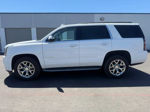 Used 2016 GMC Yukon SLT w/ Open Road Package RWD image 3