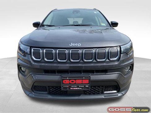 Certified 2022 Jeep Compass Latitude AWD/4WD image 2