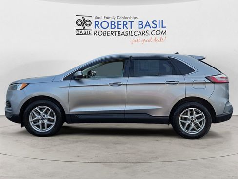 Used 2023 Ford Edge SEL image 2