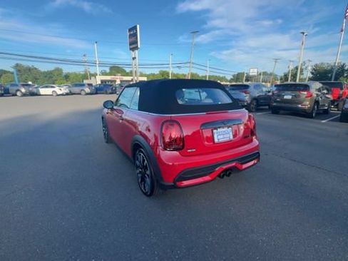 Used 2024 MINI Cooper S FWD image 6