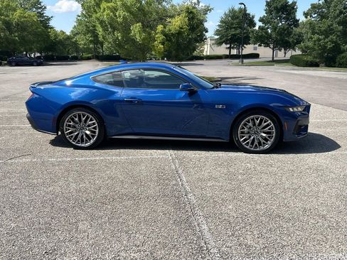 Used 2024 Ford Mustang GT Premium RWD image 8