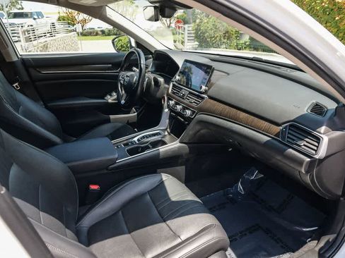 Used 2022 Honda Accord EX-L image 15
