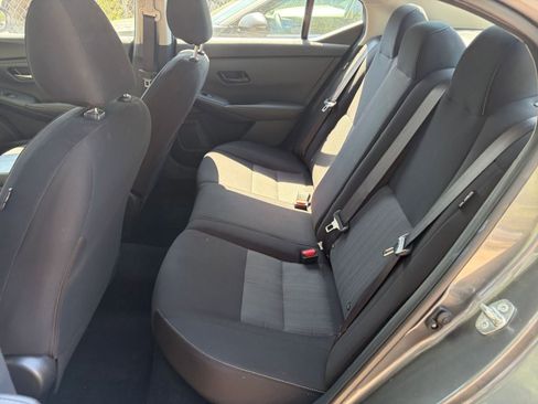 Used 2025 Nissan Sentra SV FWD image 35