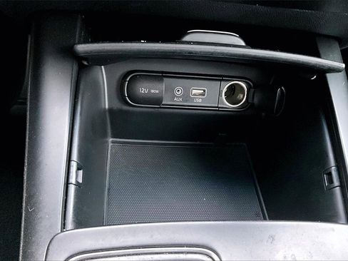 Used 2019 Kia Sorento LX image 15