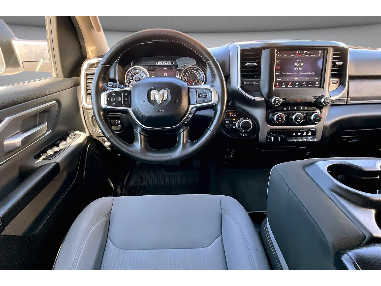 Used 2020 RAM 1500 Big Horn AWD/4WD image 8