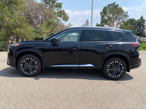 New 2026 Nissan Rogue Platinum w/ Platinum Premium Package AWD/4WD image 2