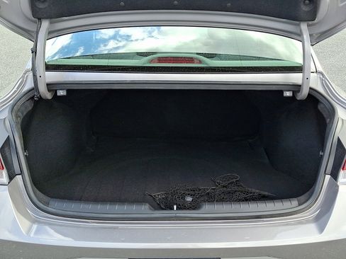 Used 2023 Hyundai Elantra SEL FWD image 29