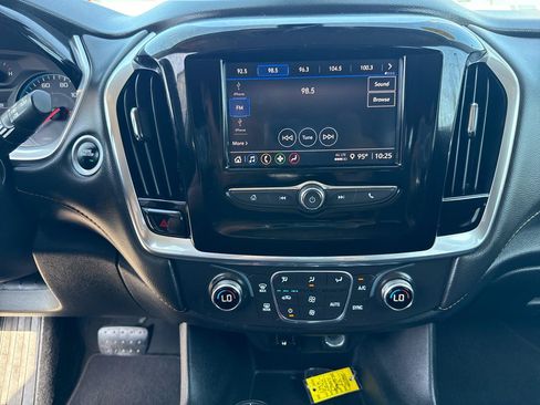 Used 2020 Chevrolet Traverse LS FWD image 21