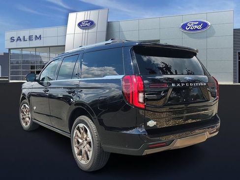 Certified 2025 Ford Expedition King Ranch AWD/4WD image 4