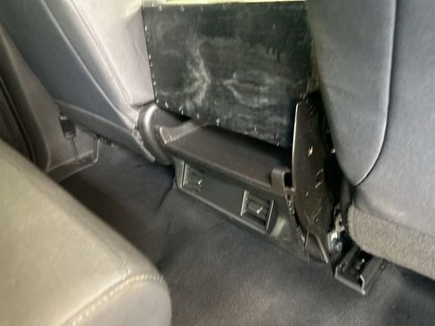 Used 2019 Chevrolet Silverado 1500 Custom image 26