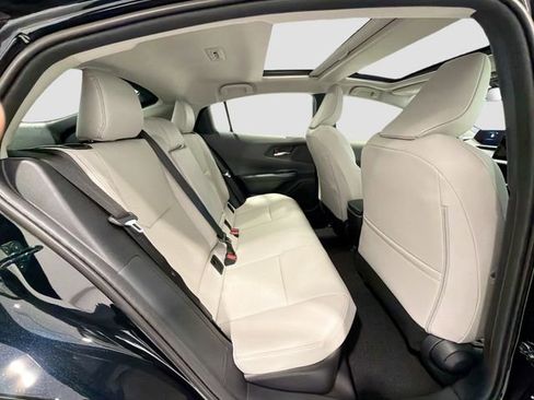 New 2026 Toyota Prius XLE image 21