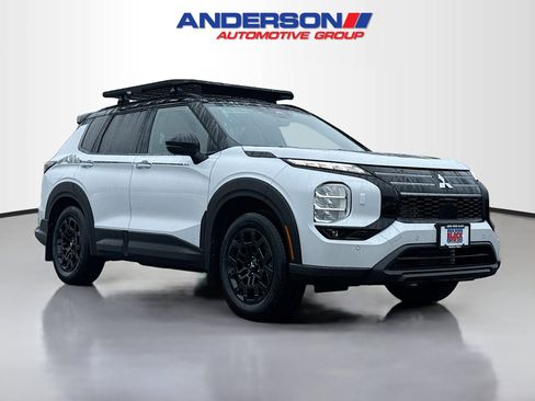 New 2026 Mitsubishi Outlander Trail Edition S-AWC image 1