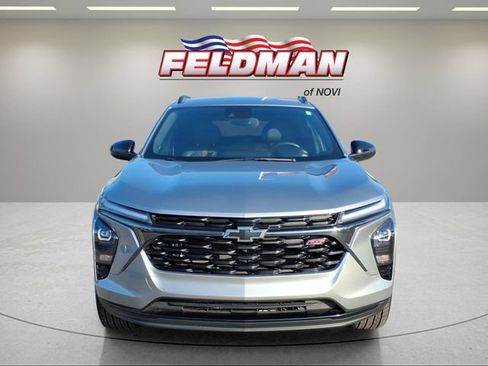 Used 2024 Chevrolet Trax RS w/ Driver Confidence Package FWD image 9