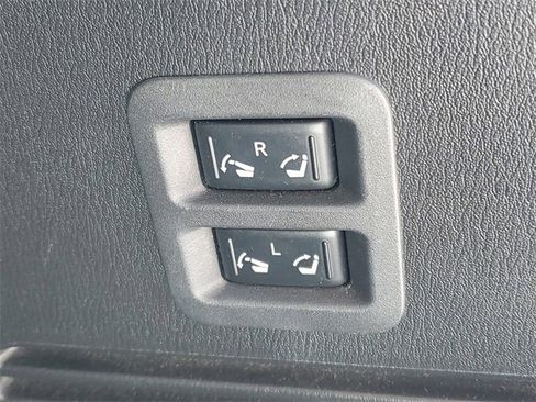 Used 2017 INFINITI QX80 2WD image 11