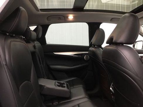 Used 2019 INFINITI QX50 Essential w/ Premium Heat Package image 20