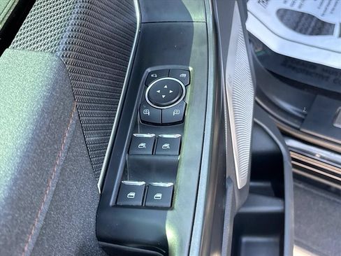 Used 2023 Ford F150 Raptor w/ Raptor Carbon Fibre Package AWD/4WD image 28