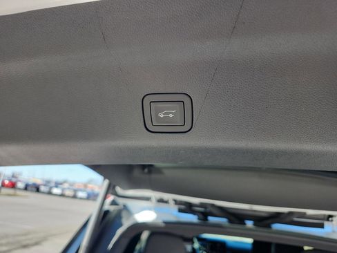 Certified 2025 GMC Yukon AT4 Ultimate w/ LPO, Floor Liner Package image 13