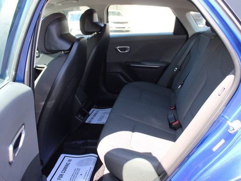 Used 2025 Kia K4 FWD image 14