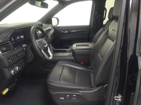 Used 2024 GMC Yukon Denali w/ Max Trailering Package AWD/4WD image 7