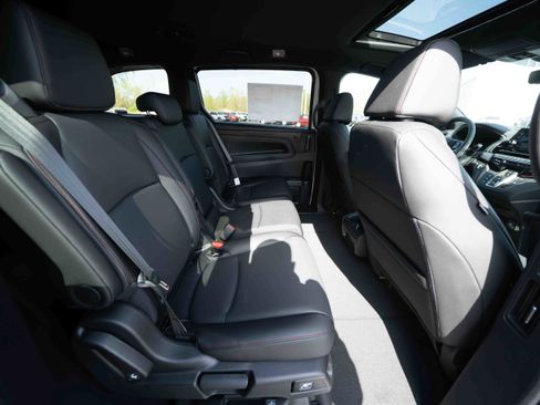 New 2026 Honda Odyssey Sport-L image 25