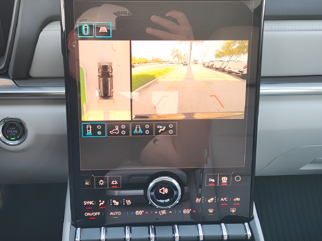New 2027 GMC Terrain Denali w/ LPO, Floor Liner Package AWD/4WD image 13